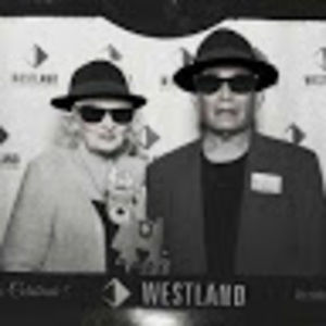 Meet your Posher, Rogelio & roberta